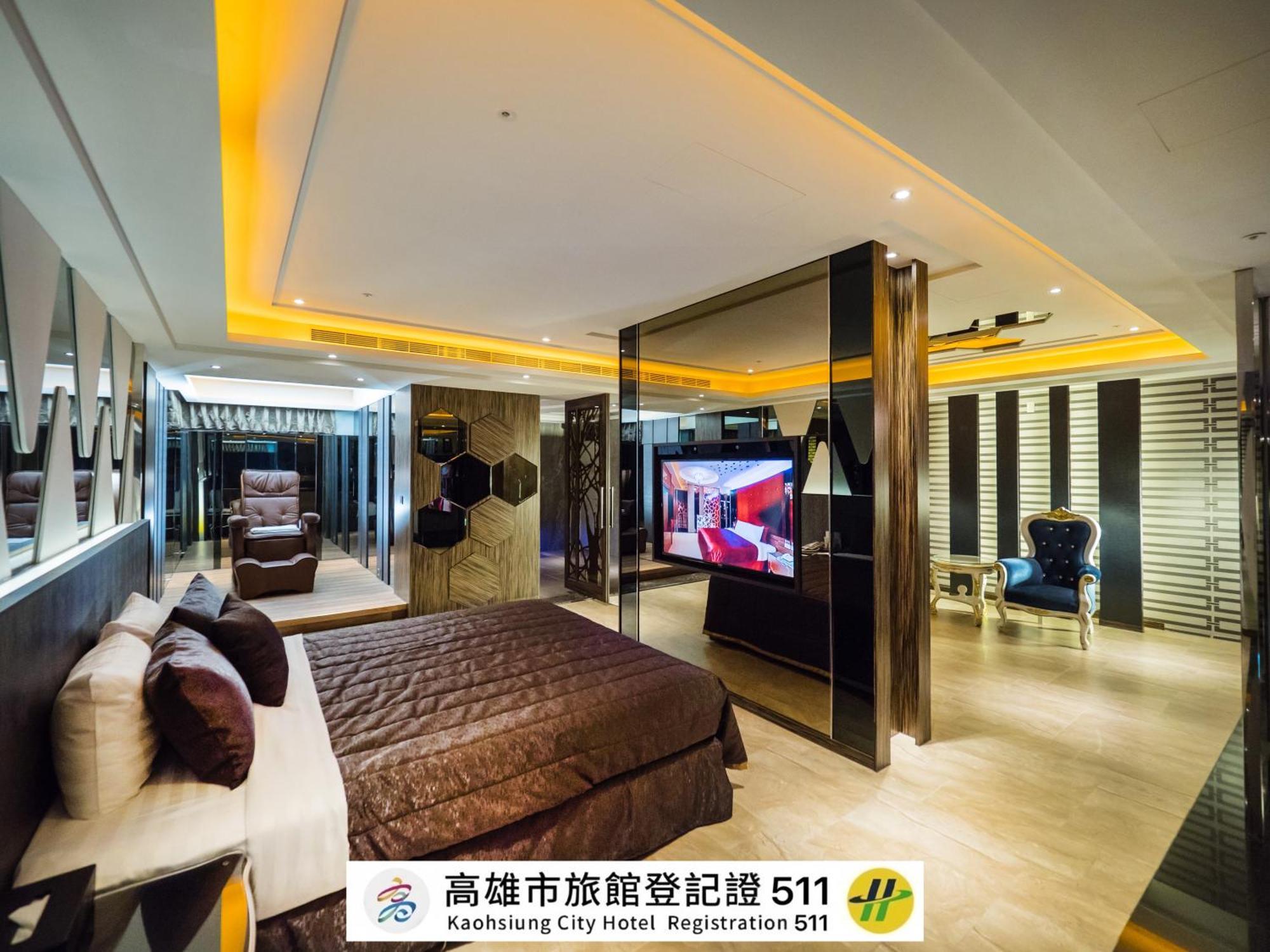 薇風情汽車旅館 - 鳳山館 Kaohsiung Exterior foto